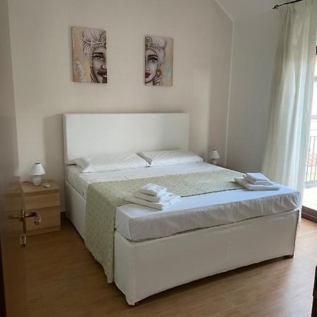 Villetta Climene Apartment Джардіні-Наксос Екстер'єр фото